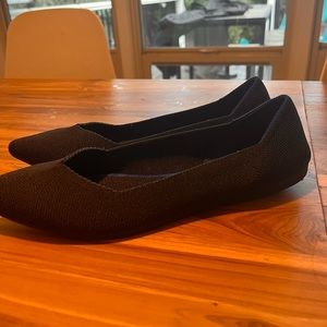 Rothy’s The Point in size 7.5